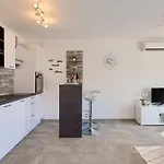 Apartman Marica - T2 & Ankica & Marabella