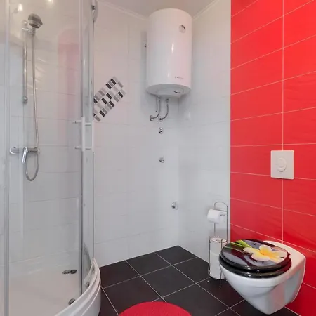 Apartman Marica - T2 & Ankica & Marabella *