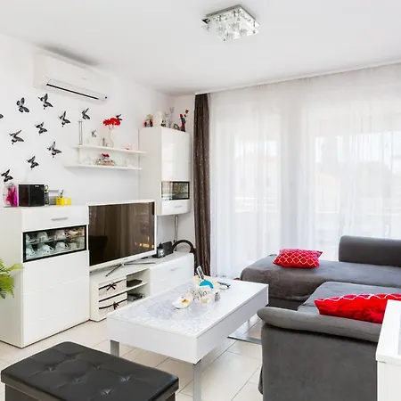 Marica - T2 & Ankica & Marabella Apartman *