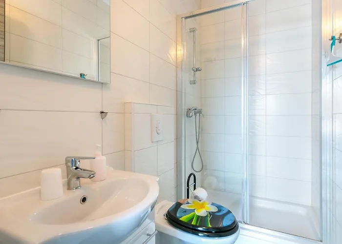 아파트 Marica - T2 & Ankica & Marabella 메덜린