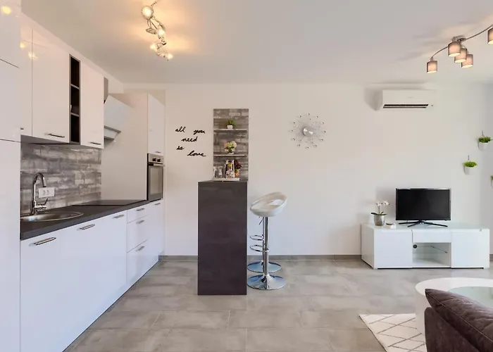 아파트 Marica - T2 & Ankica & Marabella