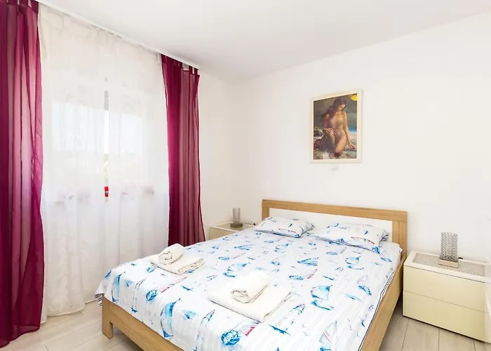 Marica - T2 & Ankica & Marabella *